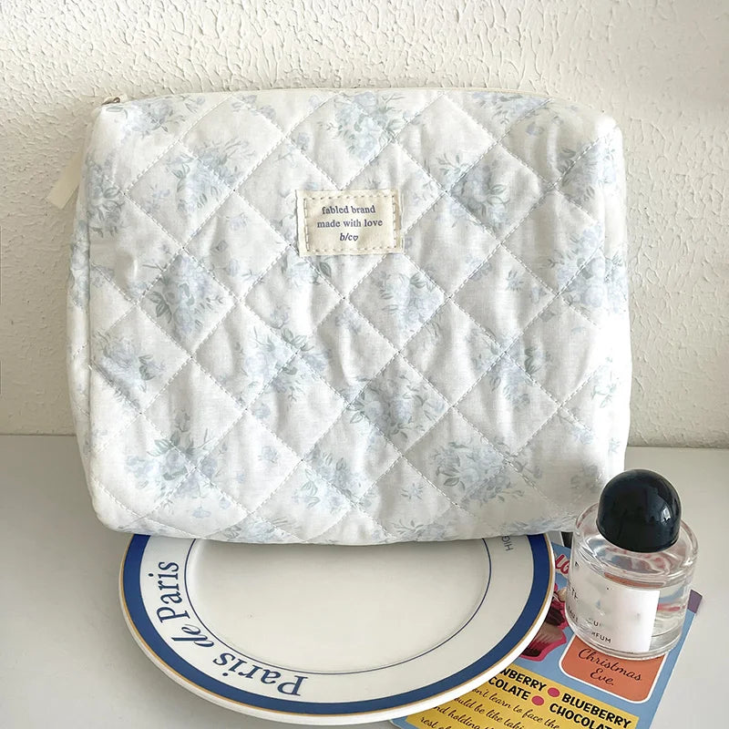 Vintage Flower Women Makeup Bag Portable Ladies Cosmetic Travel Storage Bags Handbags Large Capacity Quilted Cotton Tote Pouch