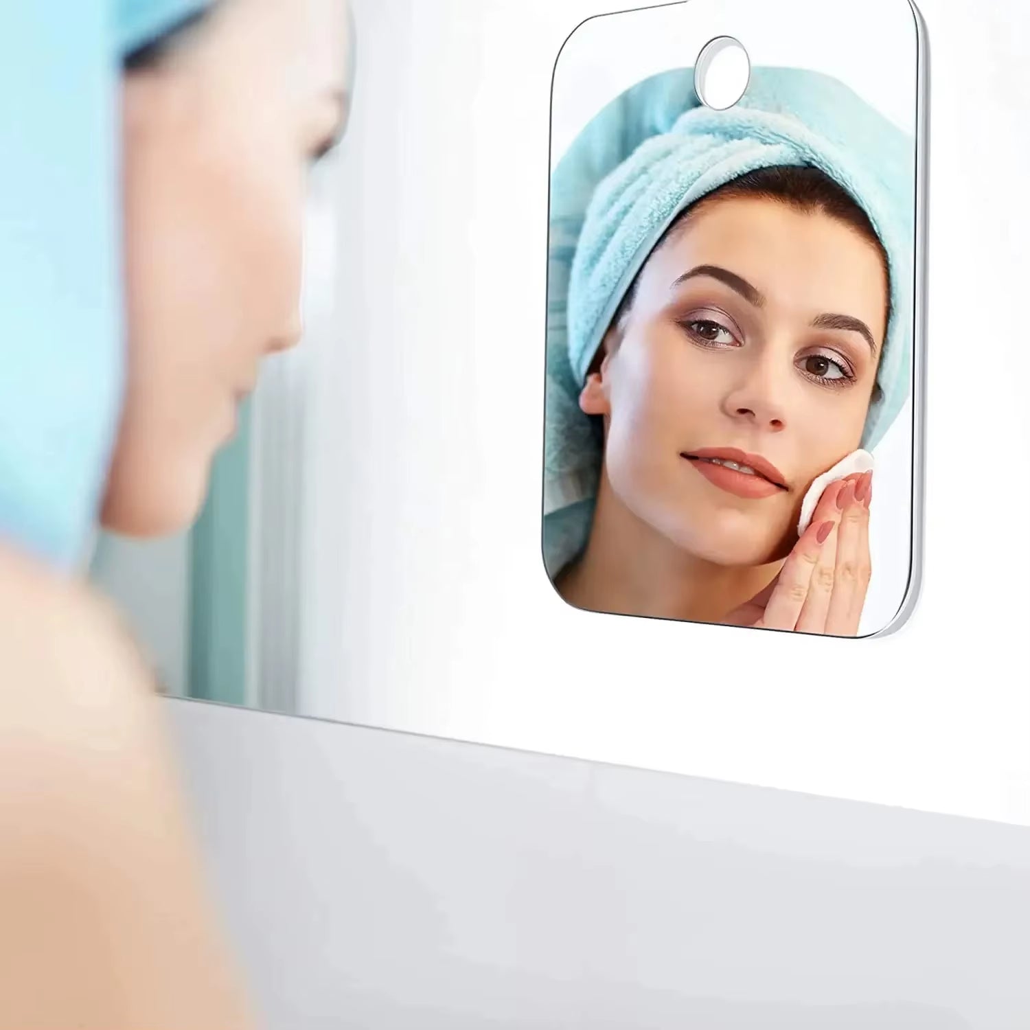 1Pc Acrylic Mirror with Wall Suction Shower Mirror with Razor Holder for Man Shaving Women Makeup Portable Travel Bathroom
