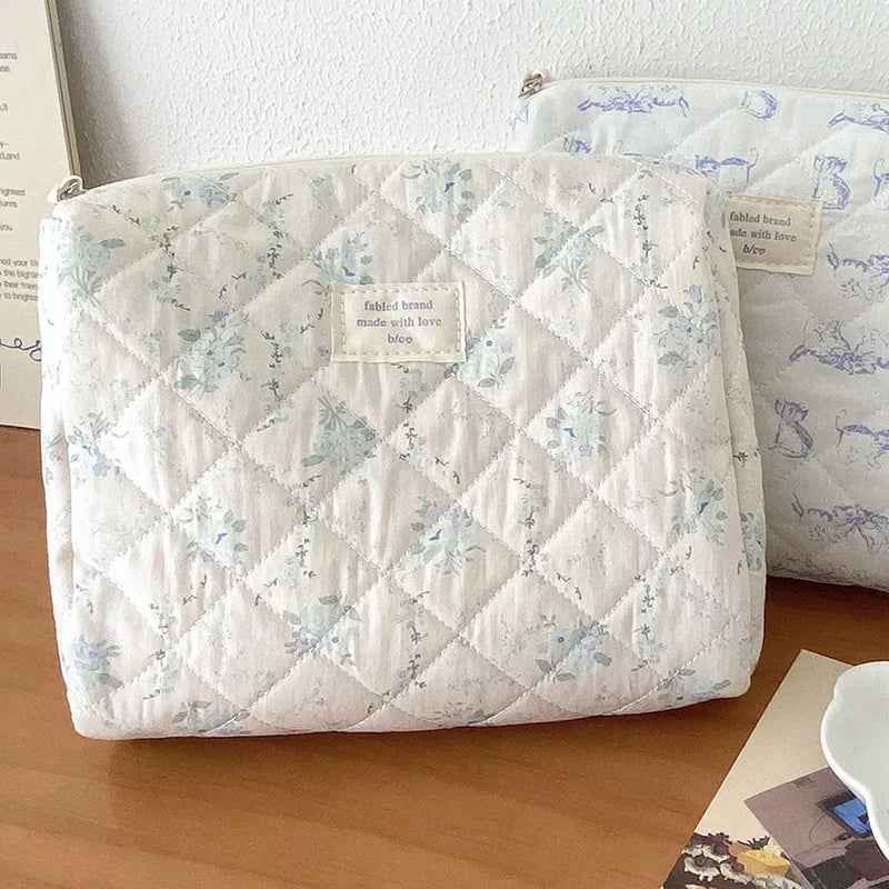 Vintage Flower Women Makeup Bag Portable Ladies Cosmetic Travel Storage Bags Handbags Large Capacity Quilted Cotton Tote Pouch