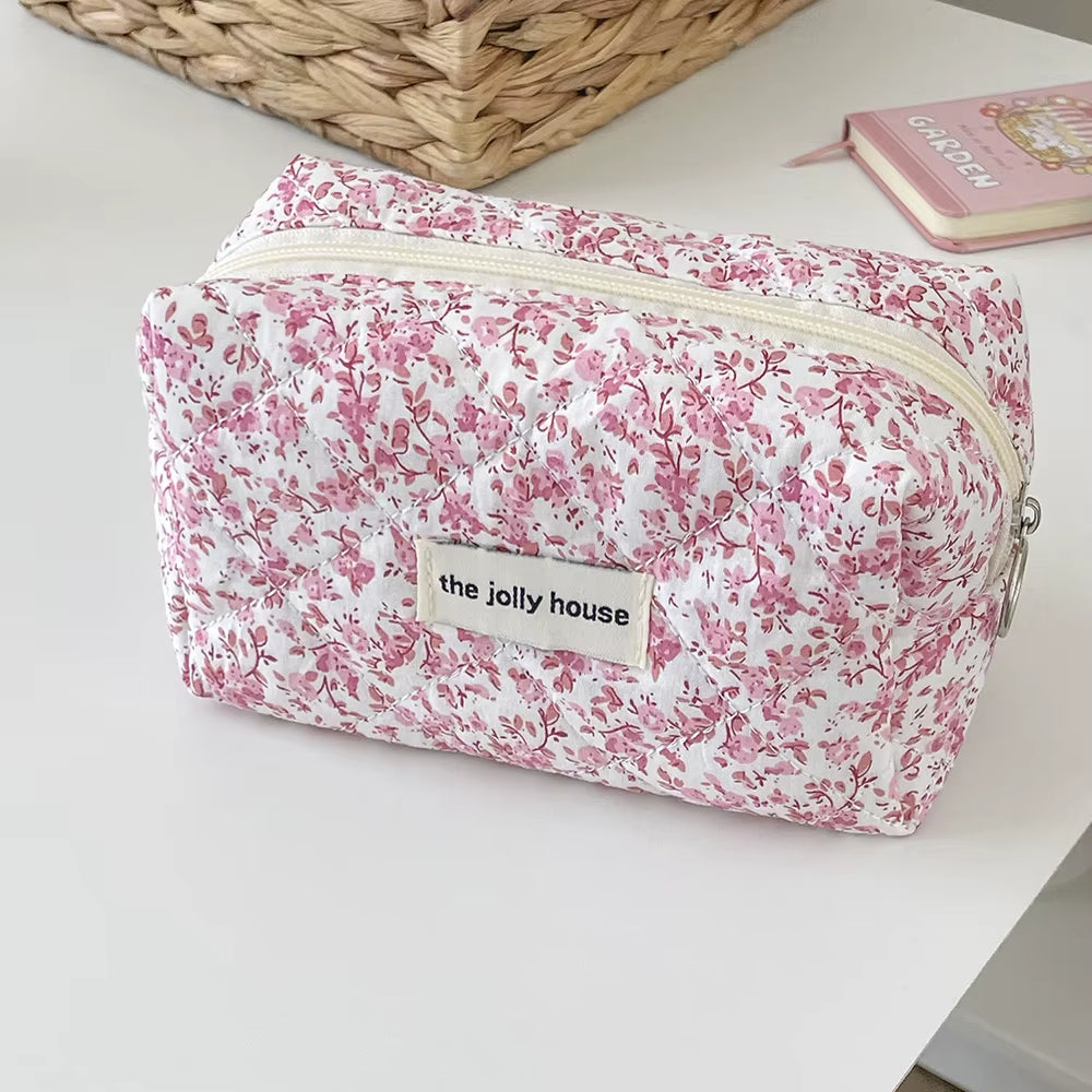Fashion Flower Quilted Makeup Storage Bag Portable Travel Organizer Cosmetic Toiletry Pouch Cute Make up Handbag Floral Bags
