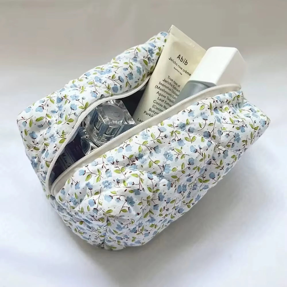 Fashion Flower Quilted Makeup Storage Bag Portable Travel Organizer Cosmetic Toiletry Pouch Cute Make up Handbag Floral Bags
